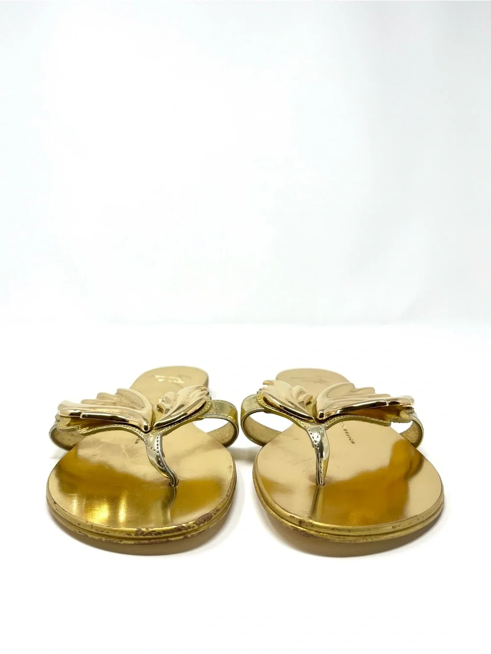 Giuseppe Zanotti Gold Cruel Summer Wing Flat Leather Thong Sandals 36.5 6.5